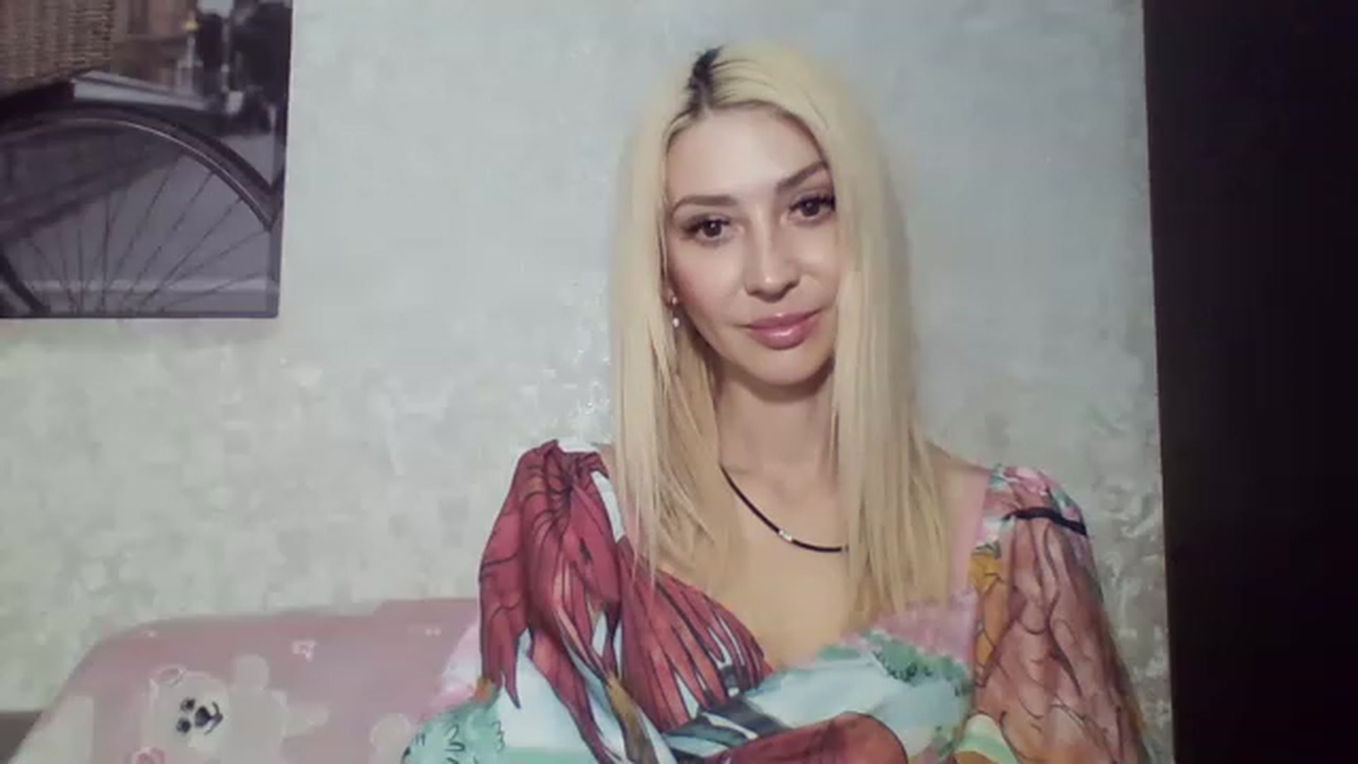 Gallery image thumbnail from Your_Eyes__'s myfreecams stream on, 04/26/2023, 17:23 image 12 of 20