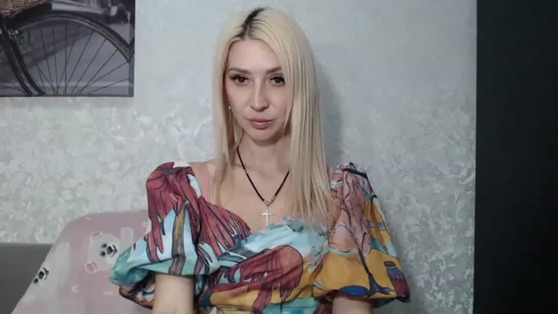 Gallery image thumbnail from Your_Eyes__'s myfreecams stream on, 04/26/2023, 17:23 image 3 of 20