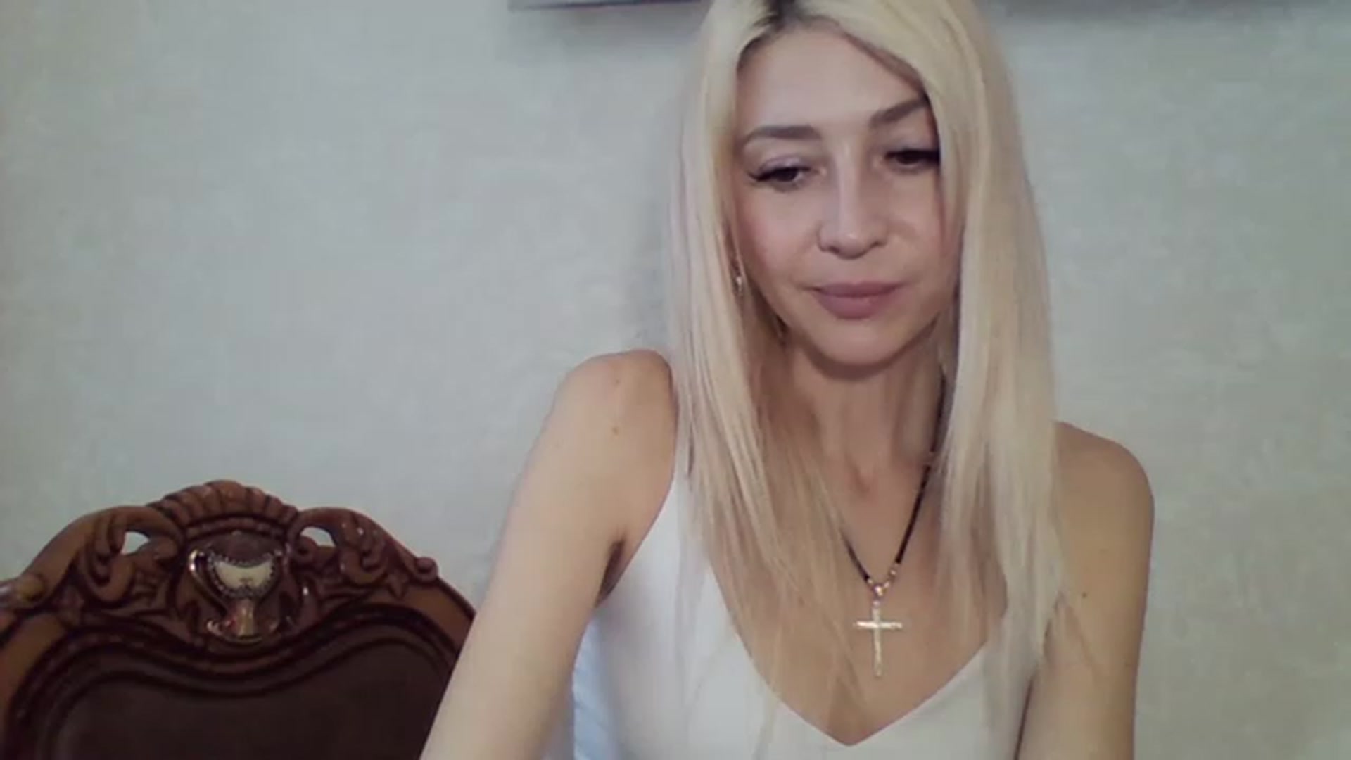 Gallery image thumbnail from Your_Eyes__'s myfreecams stream on, 04/30/2023, 12:08 image 18 of 20