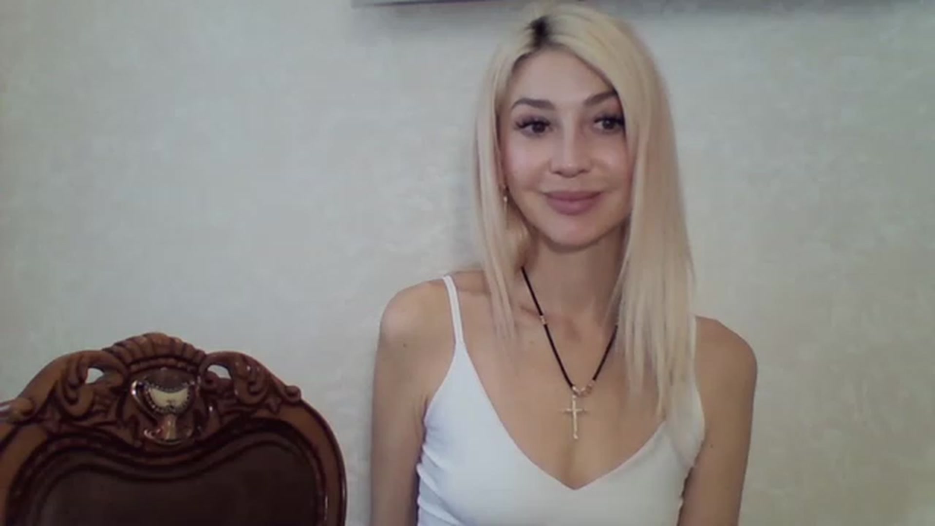 Gallery image thumbnail from Your_Eyes__'s myfreecams stream on, 04/30/2023, 12:08 image 2 of 20
