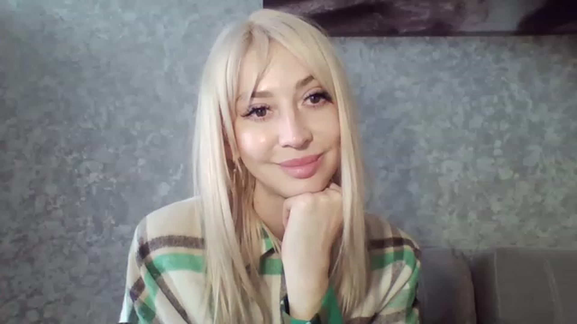 Gallery image thumbnail from Your_Eyes__'s myfreecams stream on, 05/09/2023, 13:01 image 16 of 20