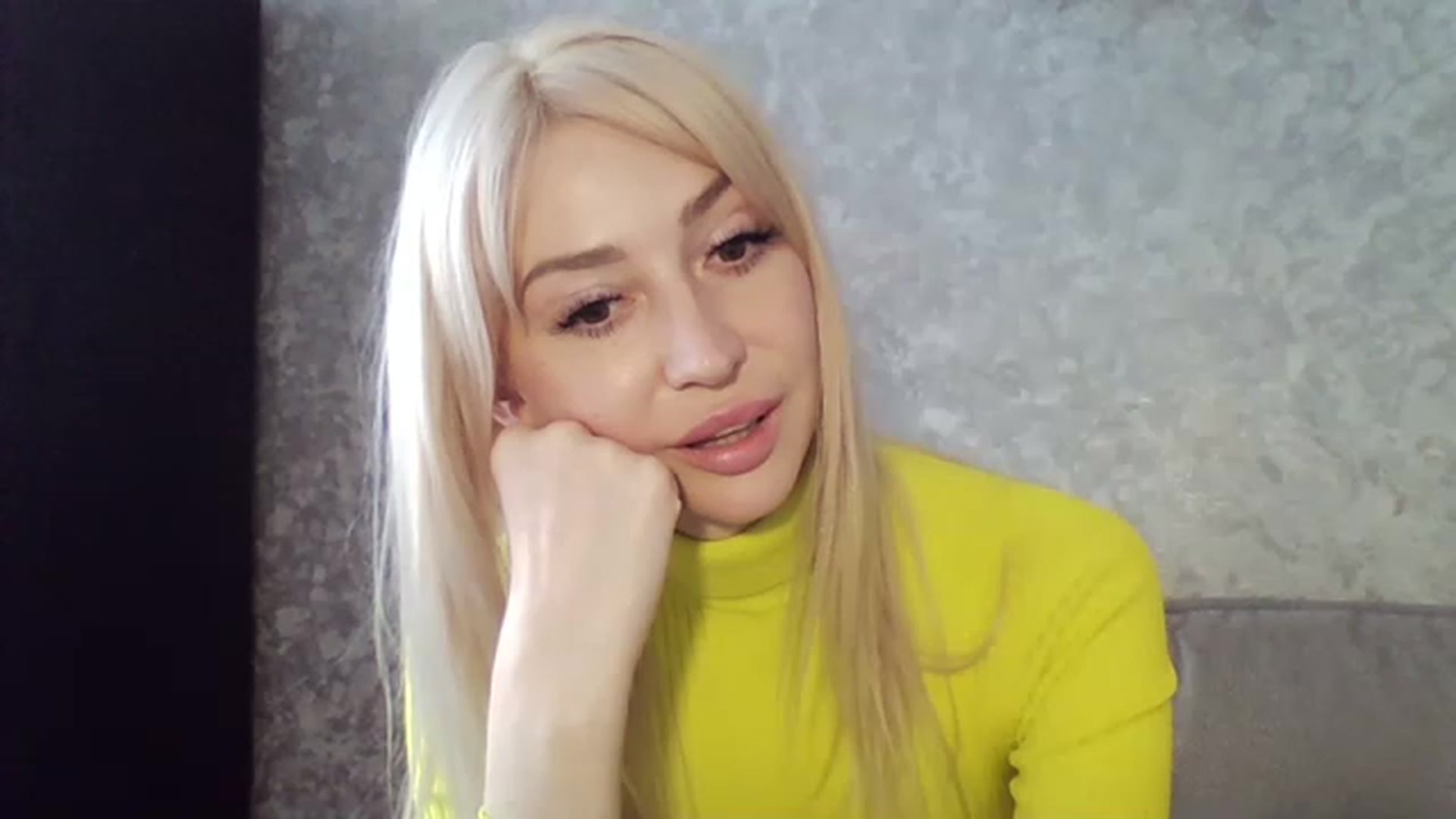 Gallery image thumbnail from Your_Eyes__'s myfreecams stream on, 05/11/2023, 11:26 image 7 of 20