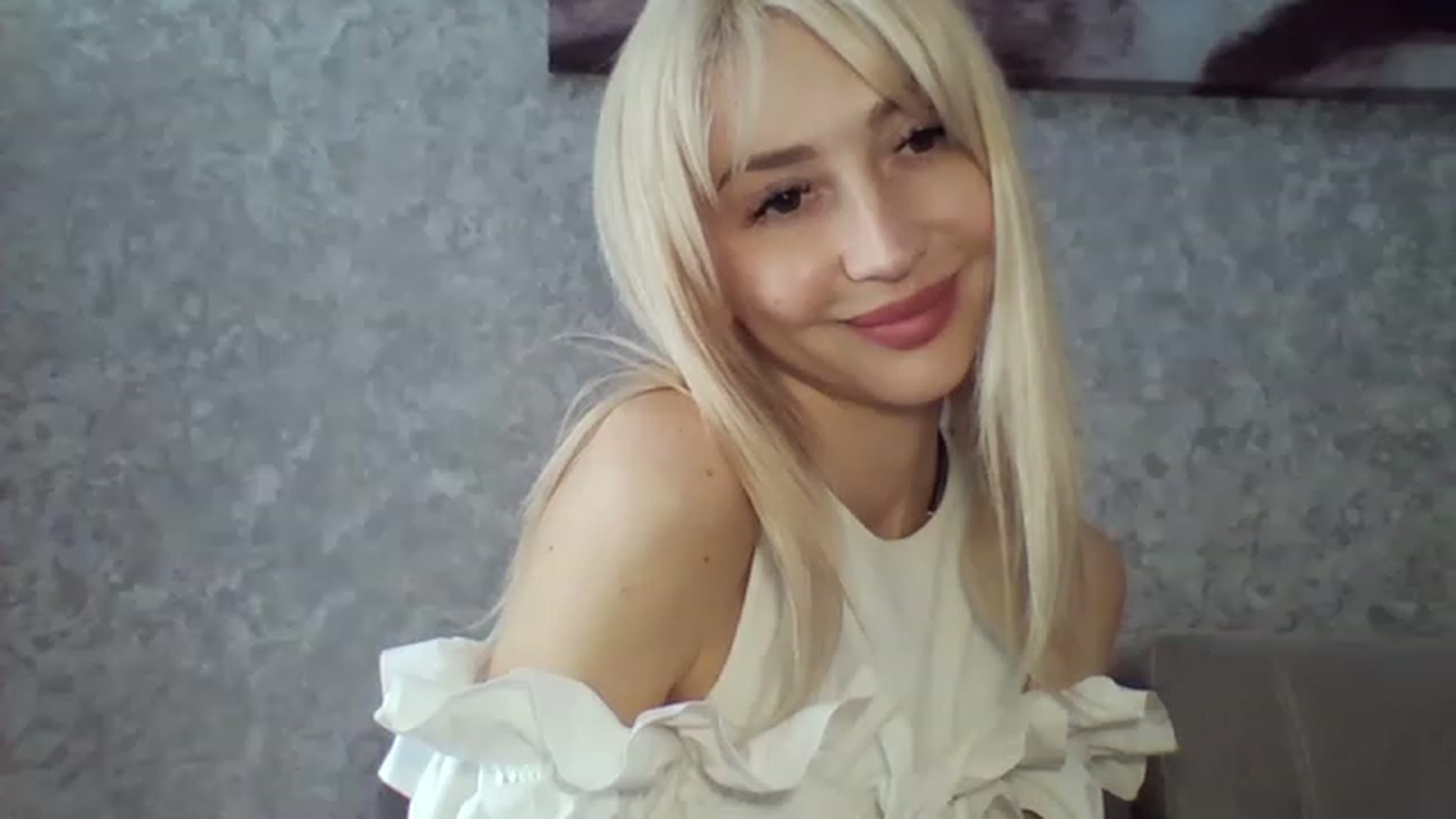 Gallery image thumbnail from Your_Eyes__'s myfreecams stream on, 05/13/2023, 12:54 image 8 of 20