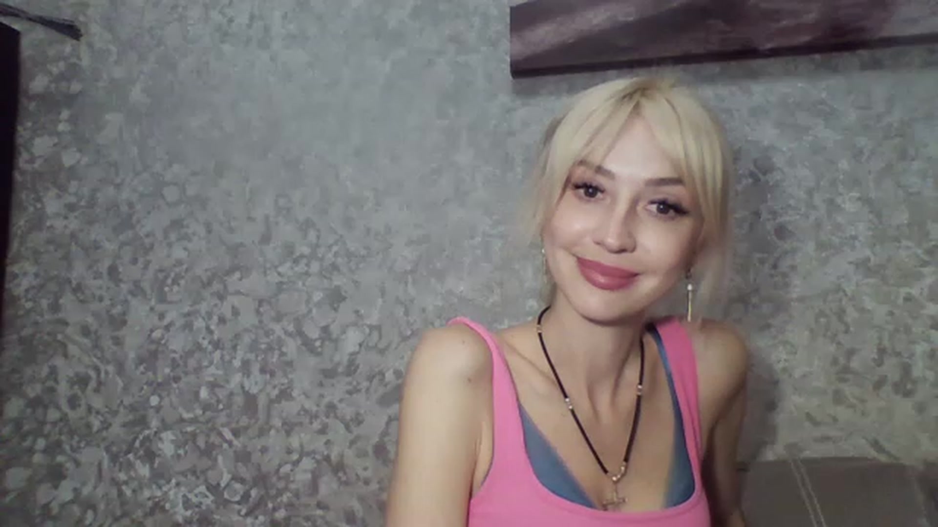 Gallery image thumbnail from Your_Eyes__'s myfreecams stream on, 05/16/2023, 19:59 image 4 of 20