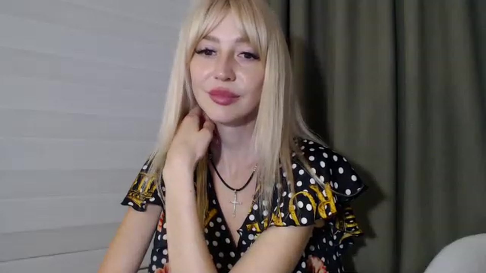 Gallery image thumbnail from Your_Eyes__'s myfreecams stream on, 06/08/2023, 20:38 image 15 of 20