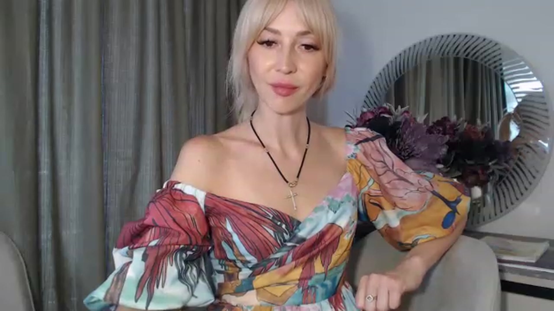 Gallery image thumbnail from Your_Eyes__'s myfreecams stream on, 06/13/2023, 12:59 image 9 of 20