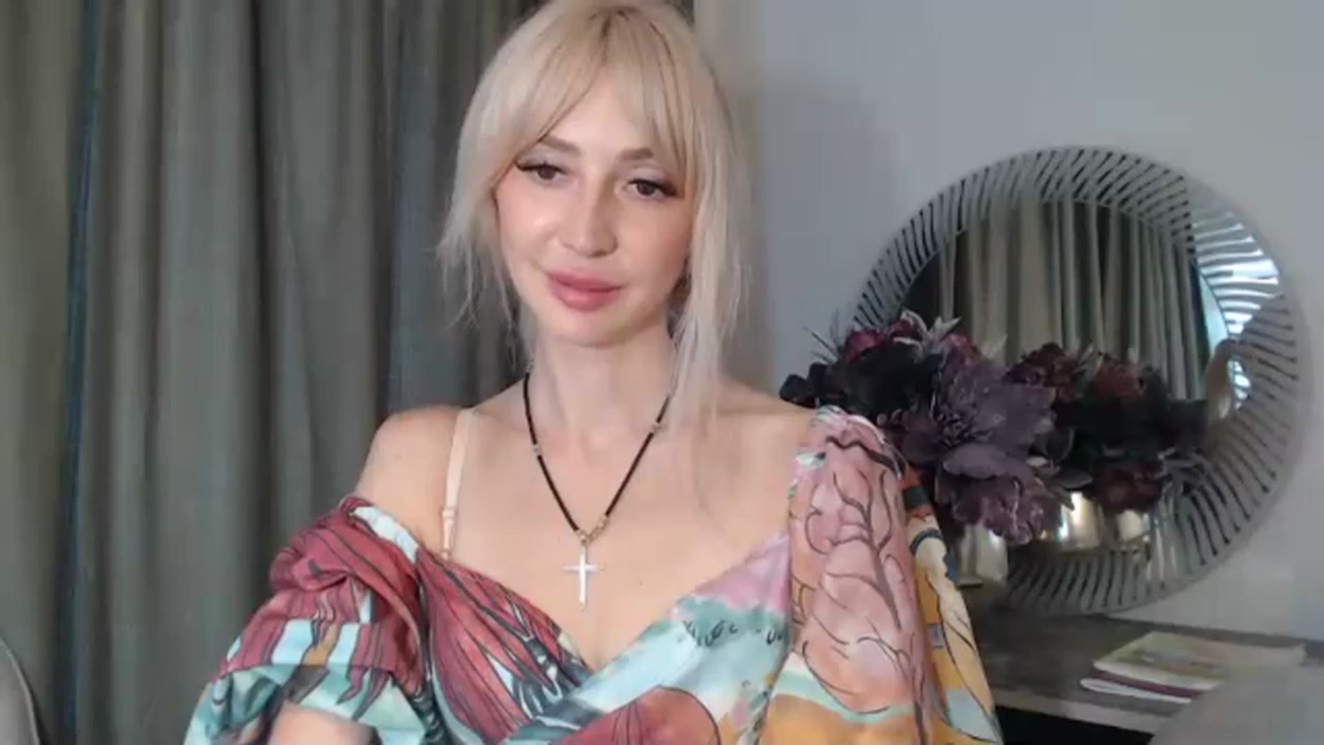 Gallery image thumbnail from Your_Eyes__'s myfreecams stream on, 06/13/2023, 14:07 image 19 of 20