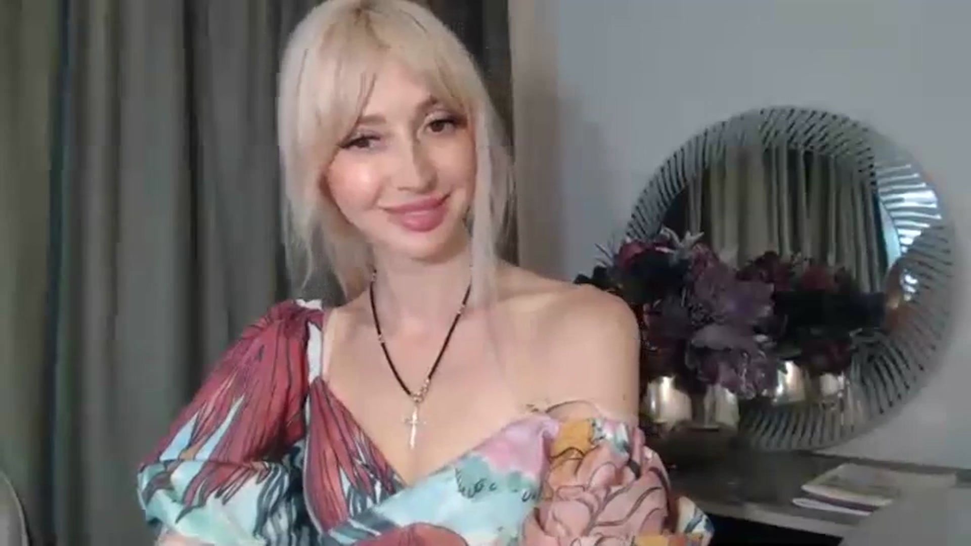 Gallery image thumbnail from Your_Eyes__'s myfreecams stream on, 06/13/2023, 14:07 image 10 of 20
