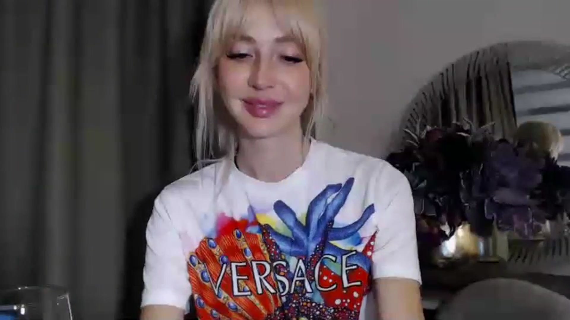 Gallery image thumbnail from Your_Eyes__'s myfreecams stream on, 06/13/2023, 20:09 image 15 of 20