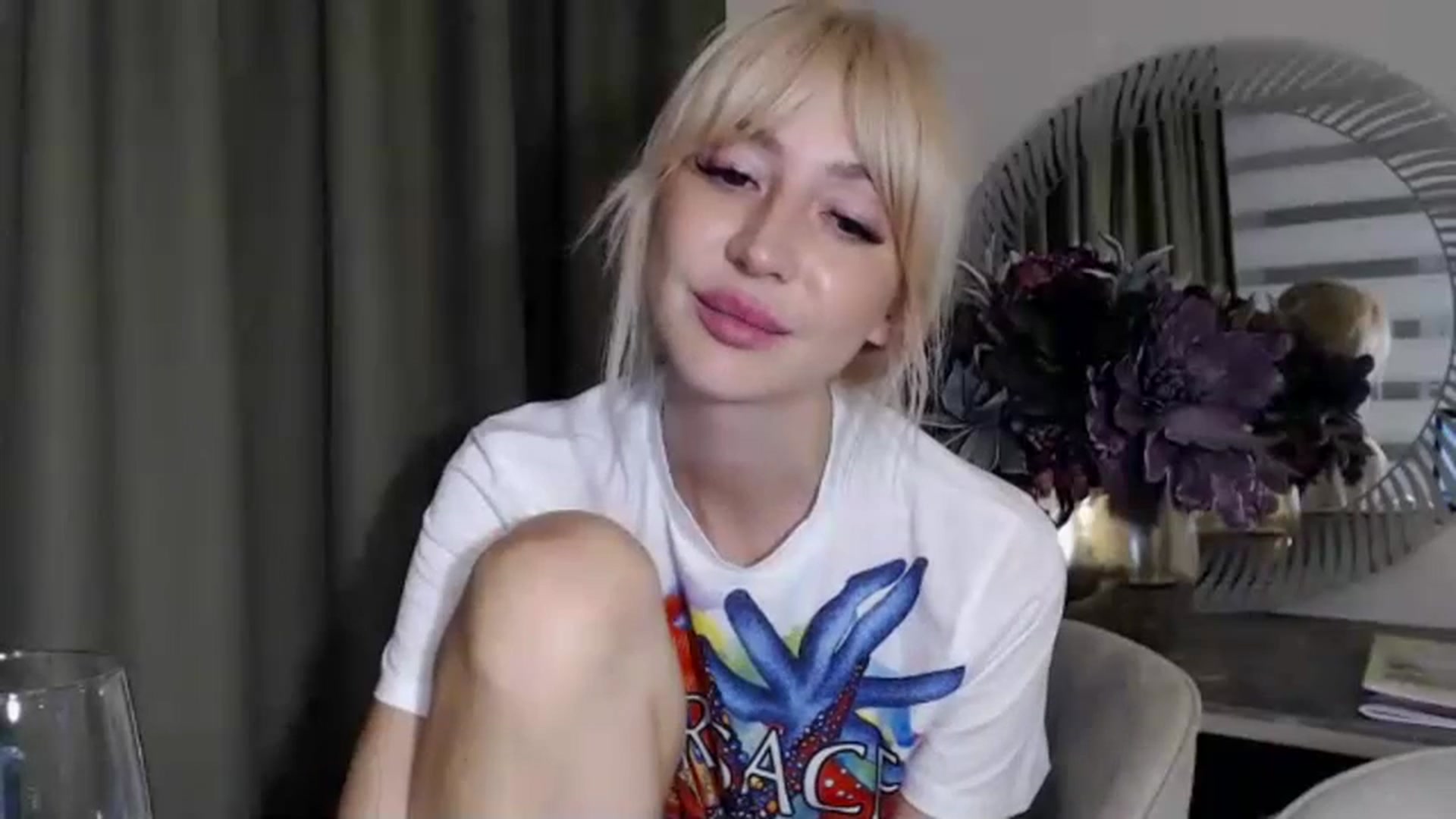 Gallery image thumbnail from Your_Eyes__'s myfreecams stream on, 06/13/2023, 20:09 image 11 of 20