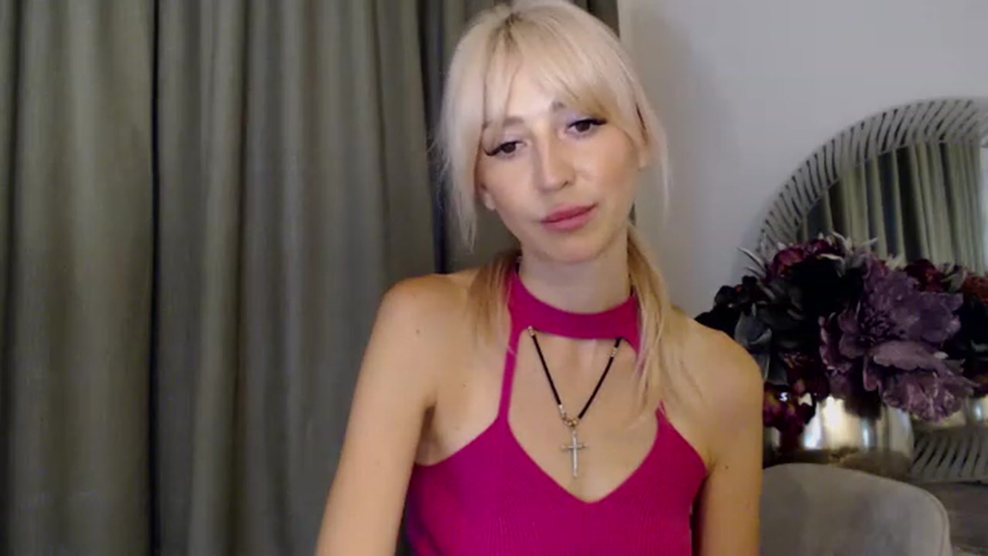 Gallery image thumbnail from Your_Eyes__'s myfreecams stream on, 06/17/2023, 13:24 image 18 of 20