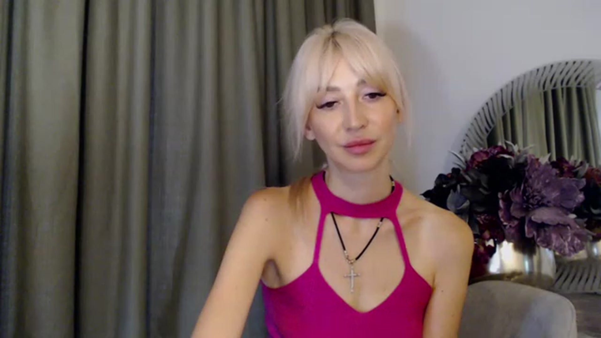 Gallery image thumbnail from Your_Eyes__'s myfreecams stream on, 06/17/2023, 13:24 image 10 of 20