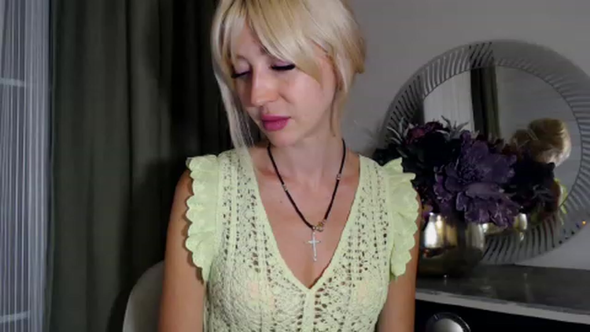 Gallery image thumbnail from Your_Eyes__'s myfreecams stream on, 06/27/2023, 19:49 image 6 of 20