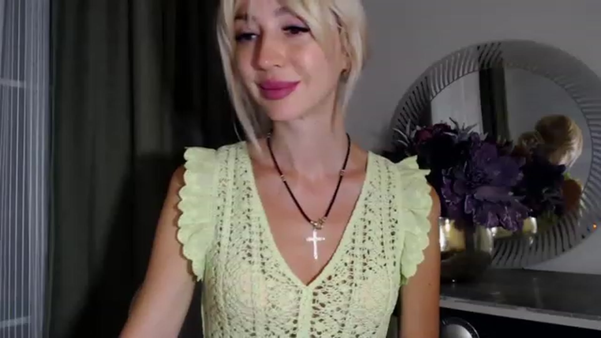 Gallery image thumbnail from Your_Eyes__'s myfreecams stream on, 06/27/2023, 19:49 image 10 of 20