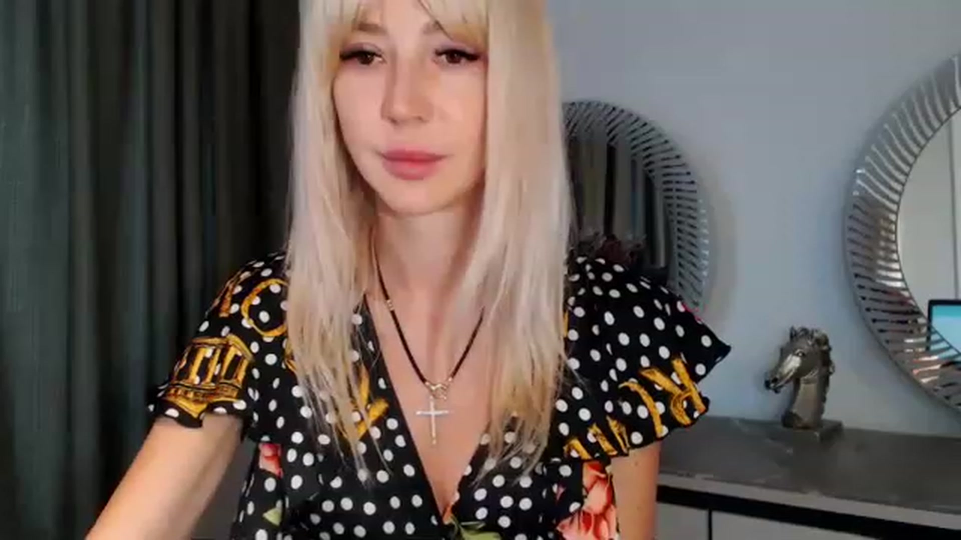 Gallery image thumbnail from Your_Eyes__'s myfreecams stream on, 06/28/2023, 16:24 image 5 of 20