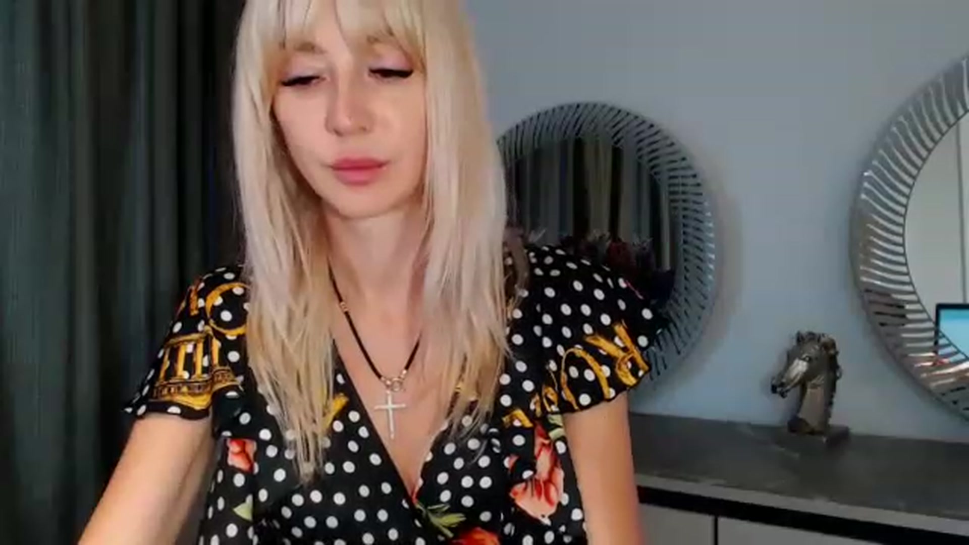 Gallery image thumbnail from Your_Eyes__'s myfreecams stream on, 06/28/2023, 16:24 image 14 of 20