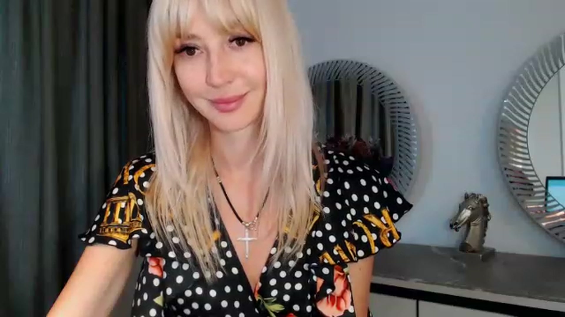 Gallery image thumbnail from Your_Eyes__'s myfreecams stream on, 06/28/2023, 16:24 image 16 of 20