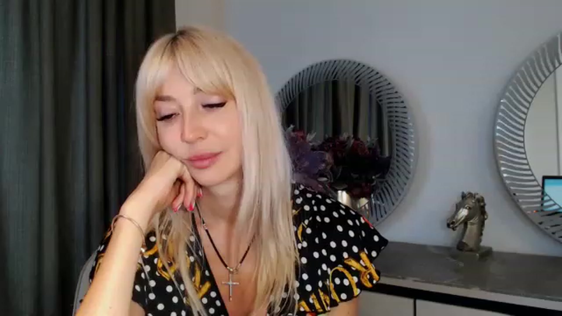 Gallery image thumbnail from Your_Eyes__'s myfreecams stream on, 06/28/2023, 16:24 image 3 of 20