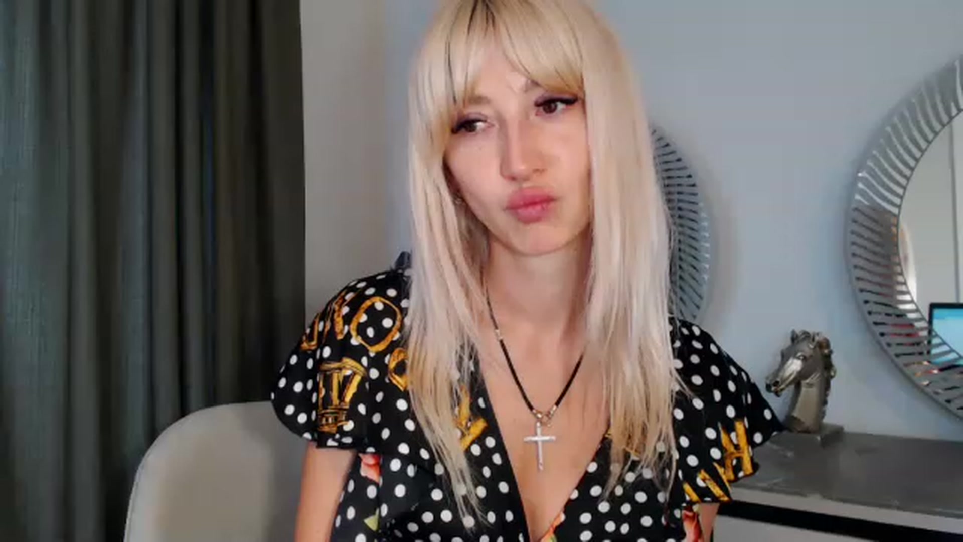 Gallery image thumbnail from Your_Eyes__'s myfreecams stream on, 06/28/2023, 16:24 image 2 of 20
