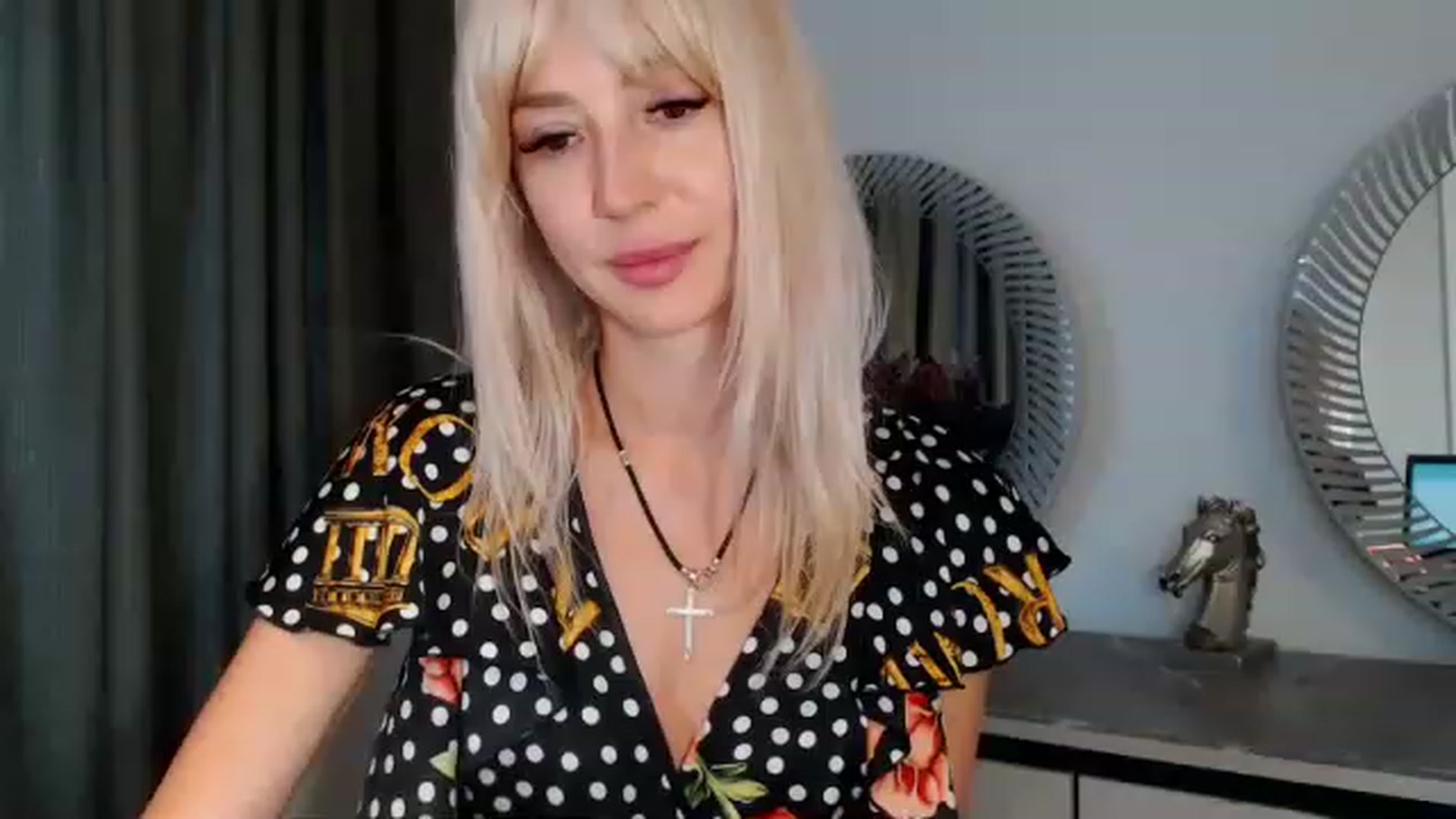 Gallery image thumbnail from Your_Eyes__'s myfreecams stream on, 06/28/2023, 16:24 image 19 of 20