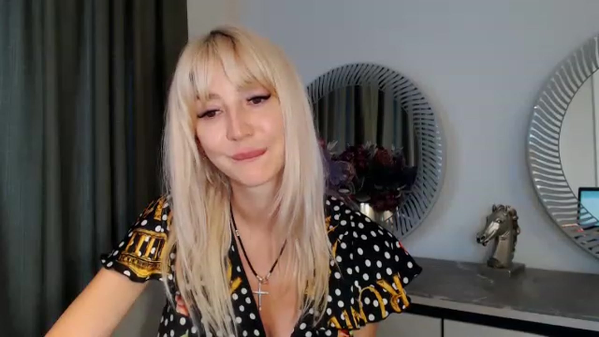 Gallery image thumbnail from Your_Eyes__'s myfreecams stream on, 06/28/2023, 16:24 image 11 of 20