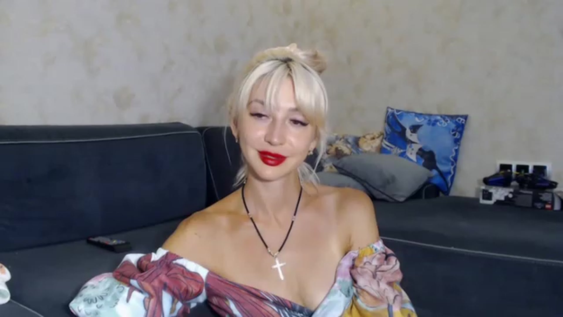 Gallery image thumbnail from Your_Eyes__'s myfreecams stream on, 07/24/2023, 19:38 image 19 of 20