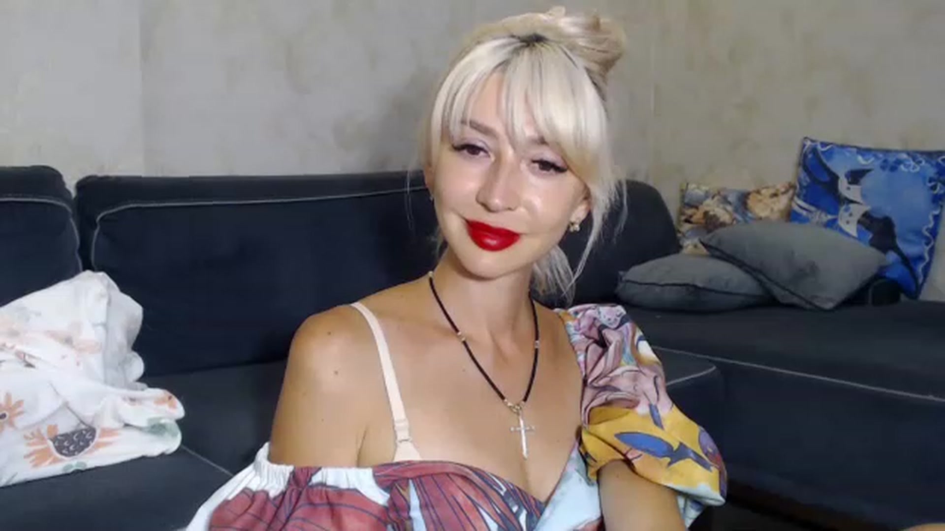 Gallery image thumbnail from Your_Eyes__'s myfreecams stream on, 07/24/2023, 19:38 image 4 of 20