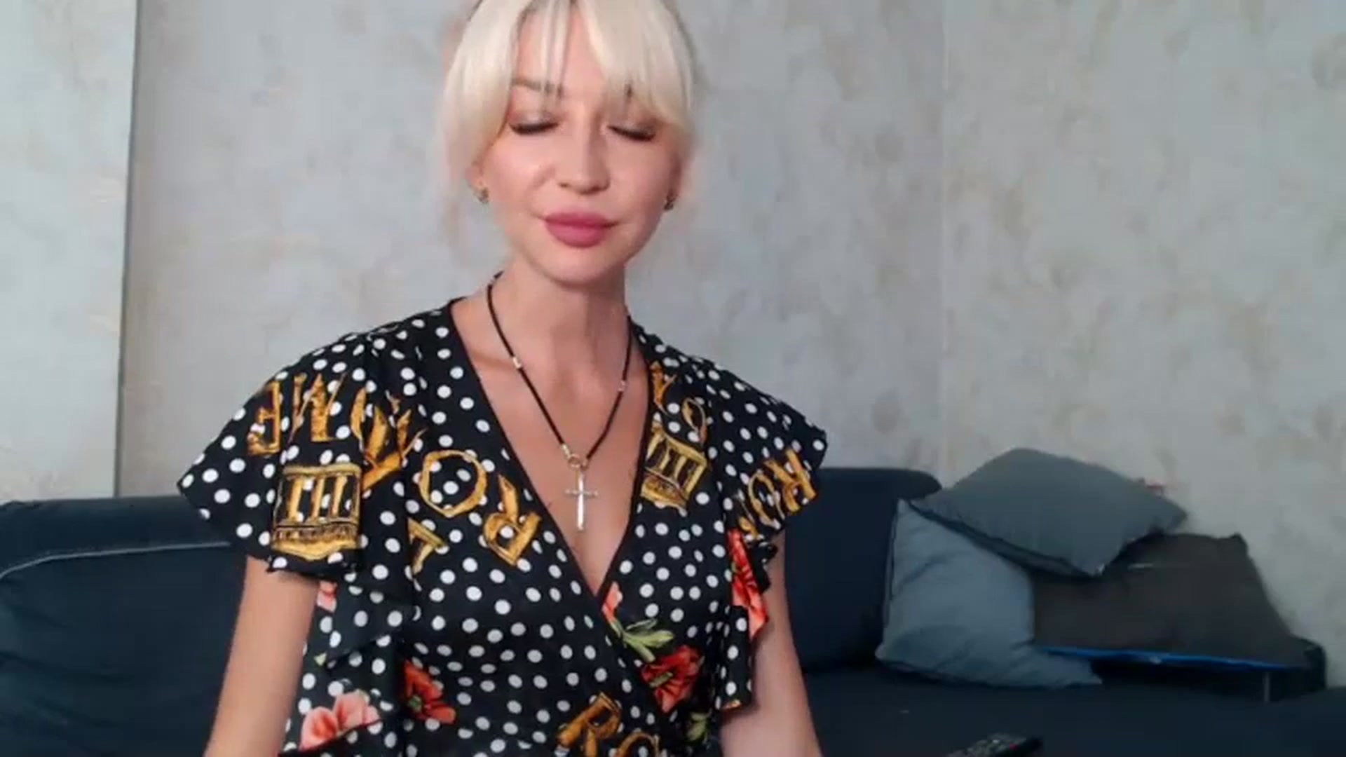 Gallery image thumbnail from Your_Eyes__'s myfreecams stream on, 07/25/2023, 09:17 image 5 of 20