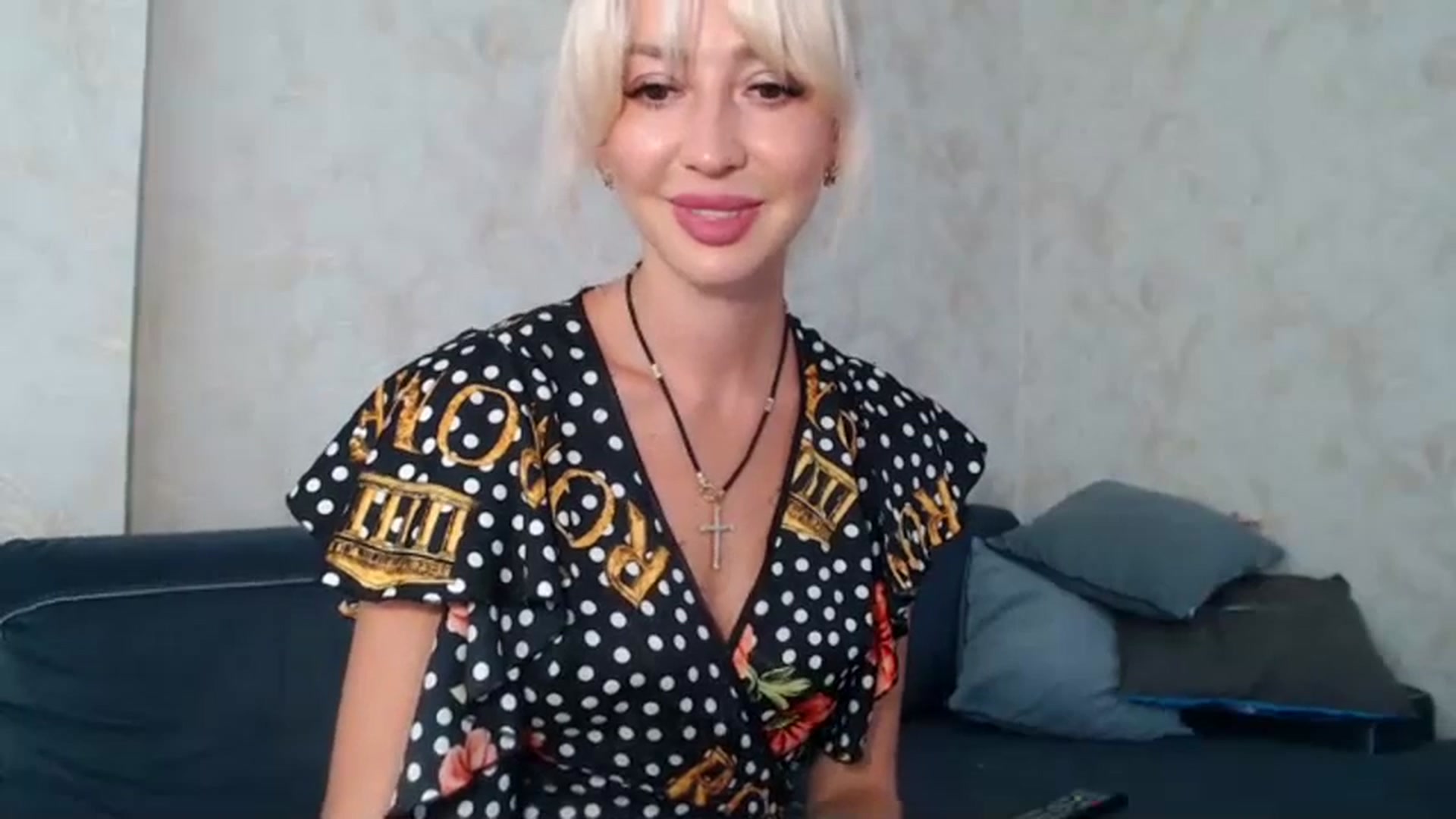 Gallery image thumbnail from Your_Eyes__'s myfreecams stream on, 07/25/2023, 09:17 image 8 of 20