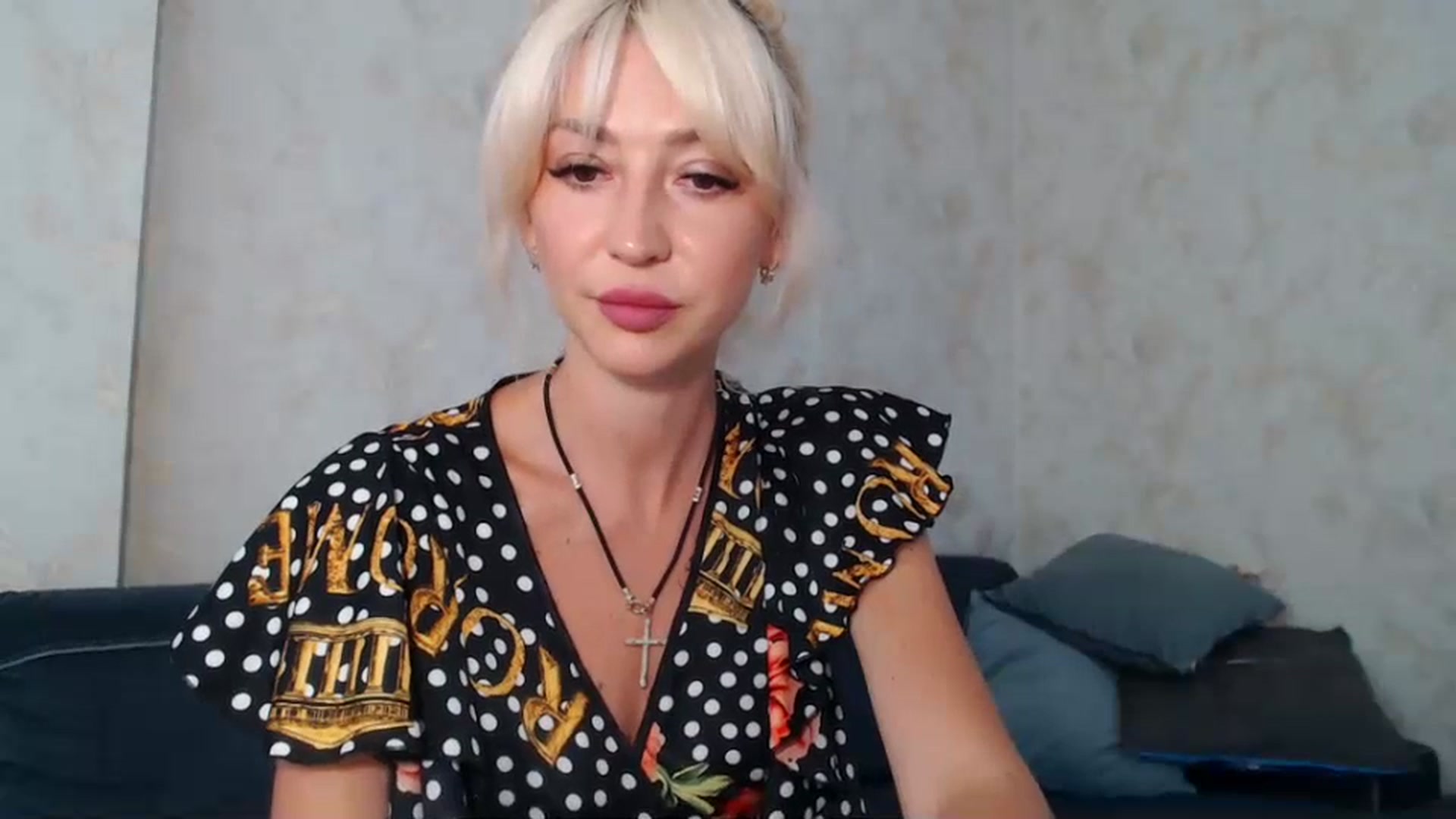 Gallery image thumbnail from Your_Eyes__'s myfreecams stream on, 07/25/2023, 09:17 image 10 of 20