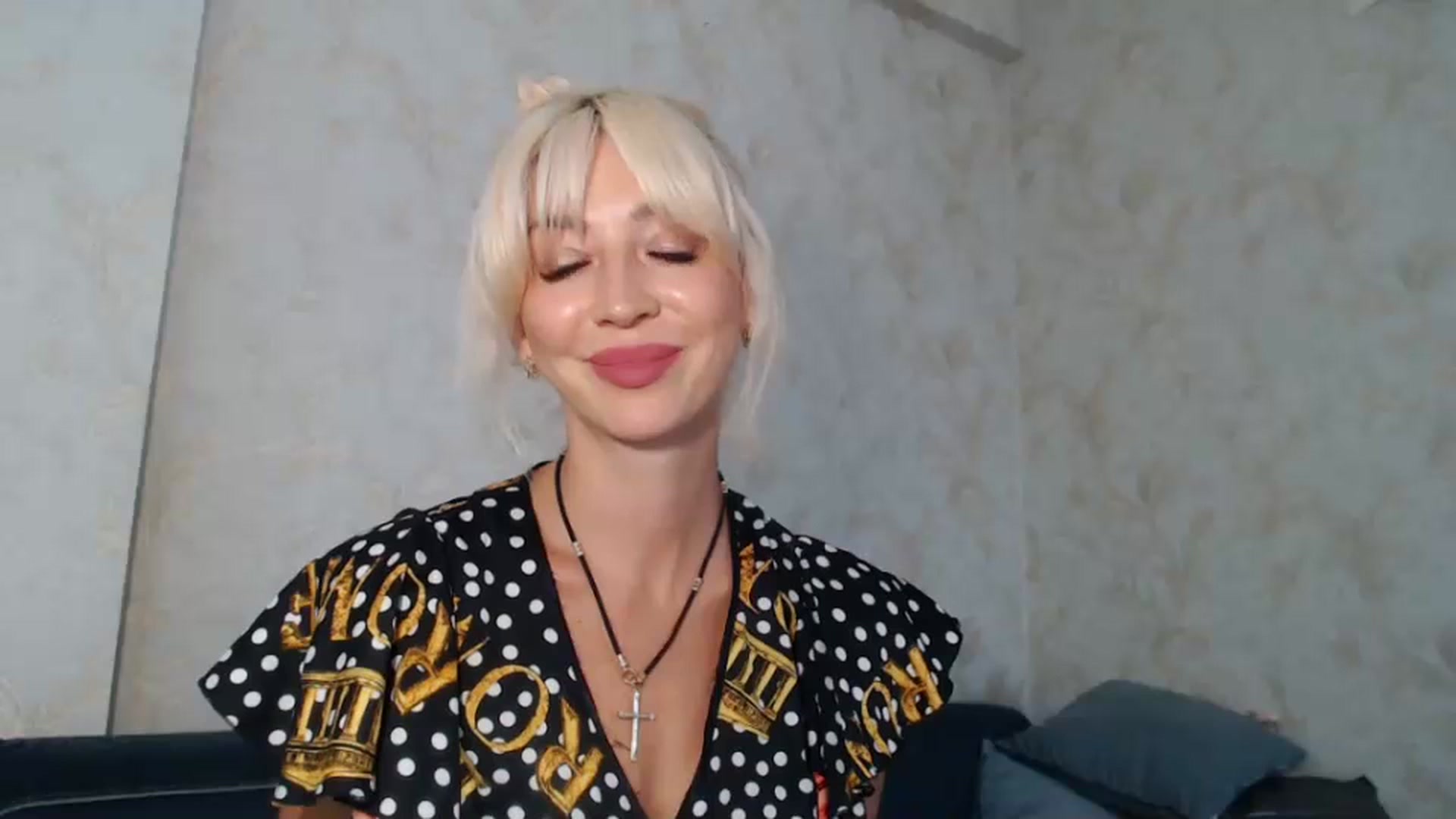 Gallery image thumbnail from Your_Eyes__'s myfreecams stream on, 07/25/2023, 09:51 image 4 of 20