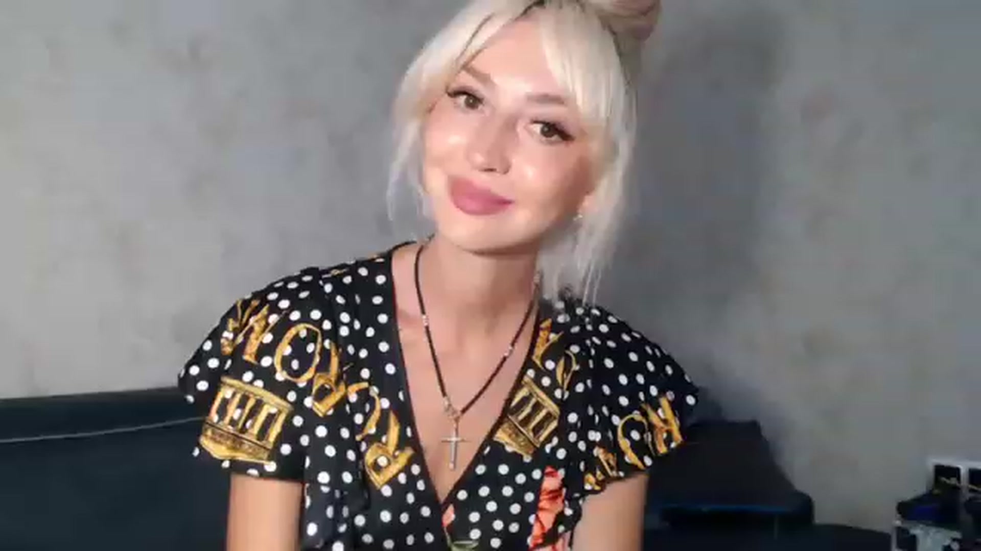 Gallery image thumbnail from Your_Eyes__'s myfreecams stream on, 07/25/2023, 16:27 image 17 of 20