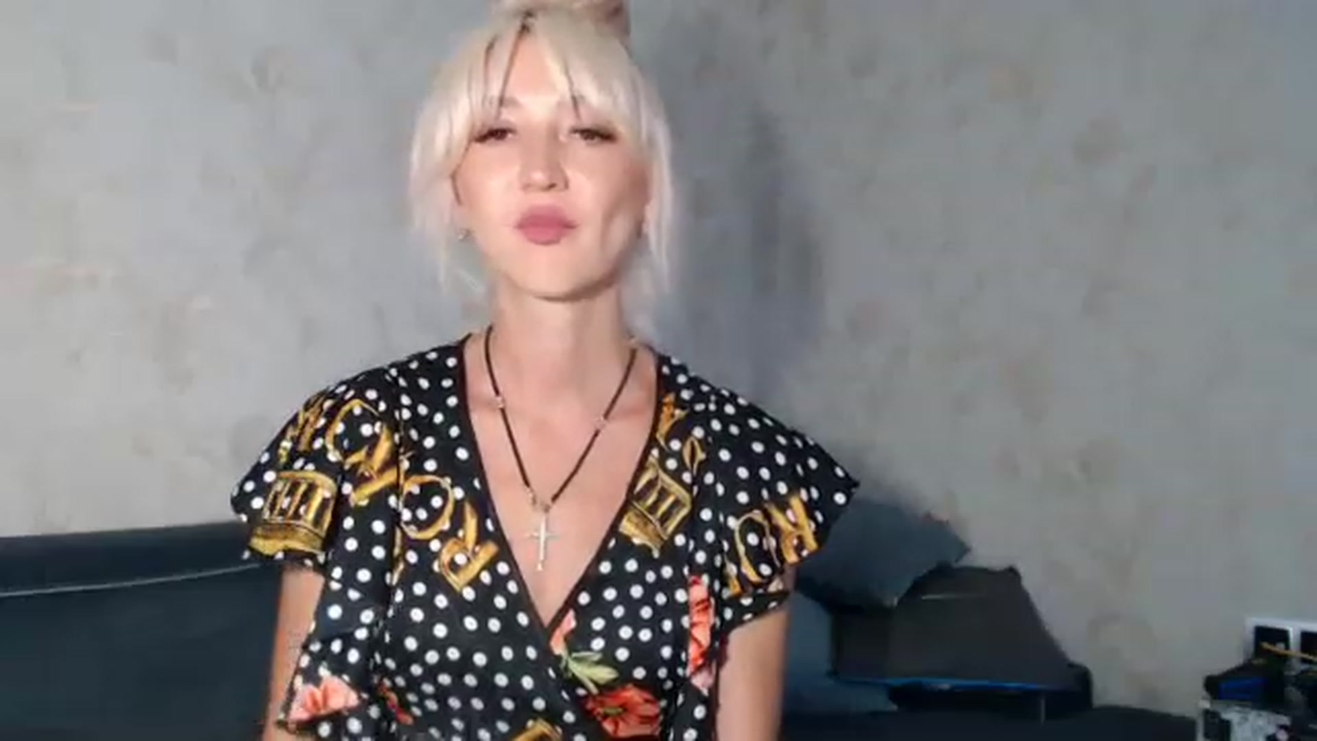 Gallery image thumbnail from Your_Eyes__'s myfreecams stream on, 07/25/2023, 16:27 image 16 of 20