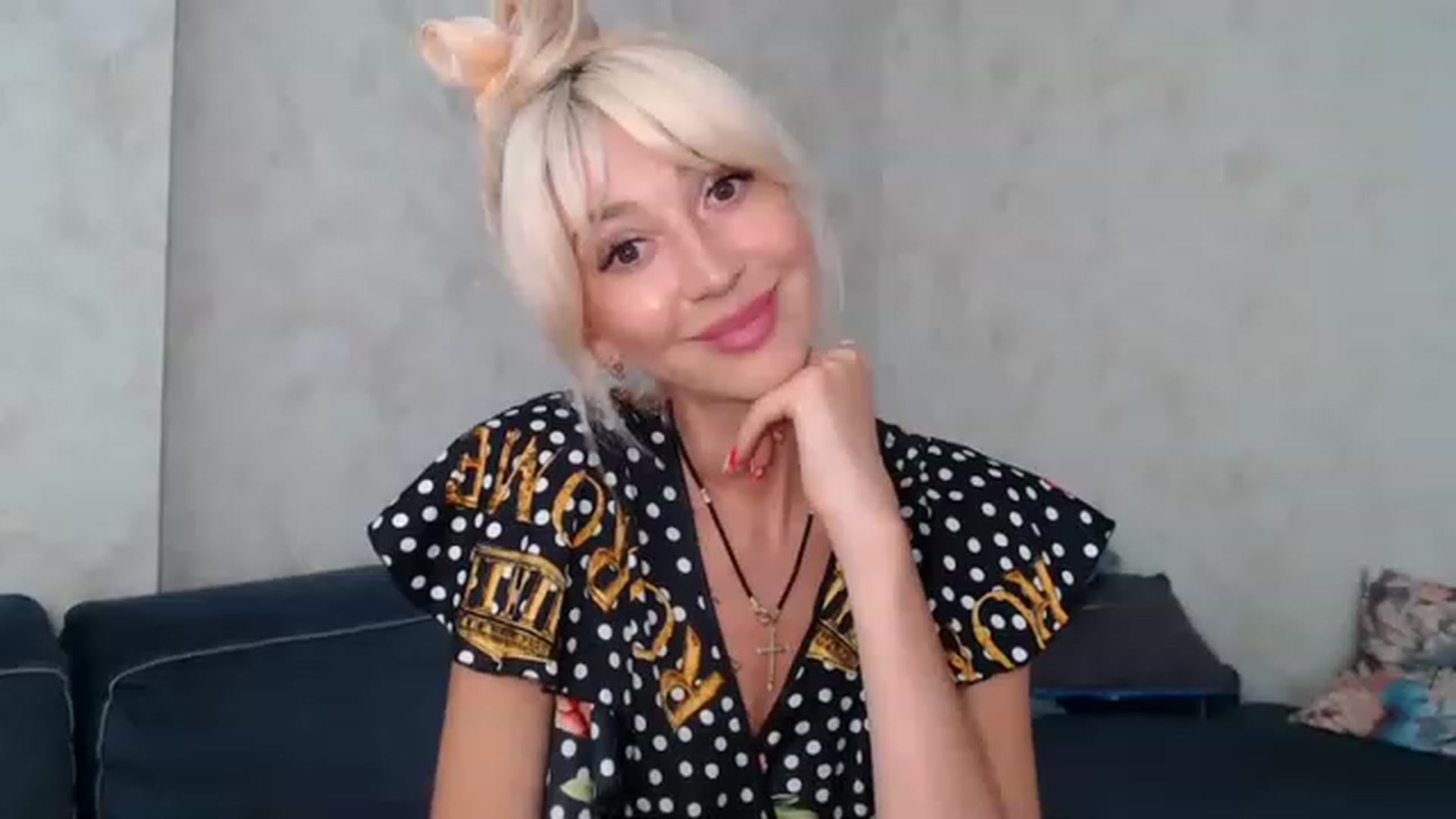 Gallery image thumbnail from Your_Eyes__'s myfreecams stream on, 07/26/2023, 08:20 image 6 of 20