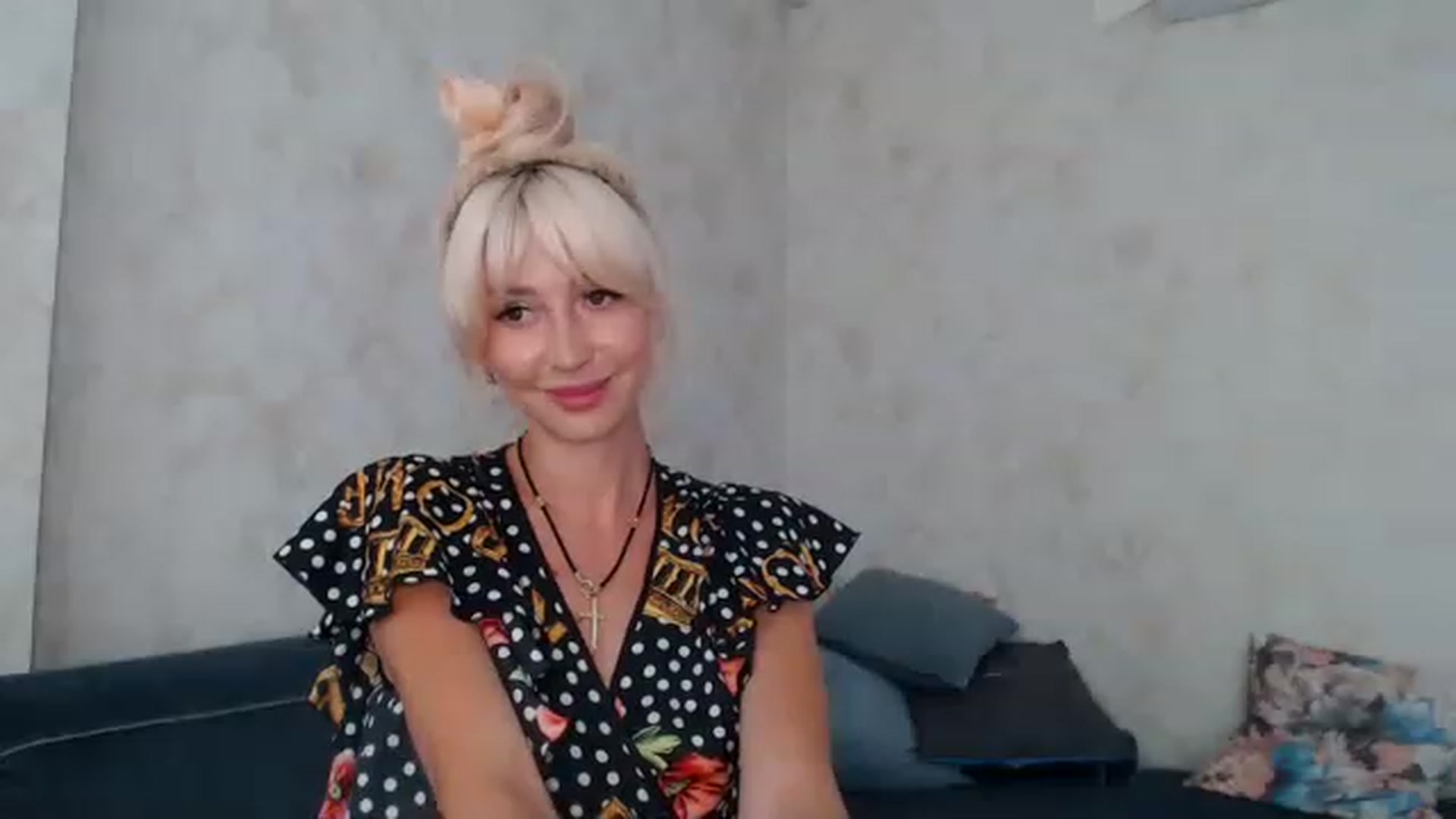 Gallery image thumbnail from Your_Eyes__'s myfreecams stream on, 07/26/2023, 08:20 image 9 of 20
