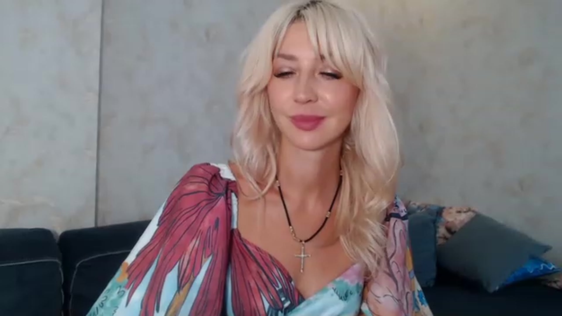 Gallery image thumbnail from Your_Eyes__'s myfreecams stream on, 07/27/2023, 11:20 image 15 of 20
