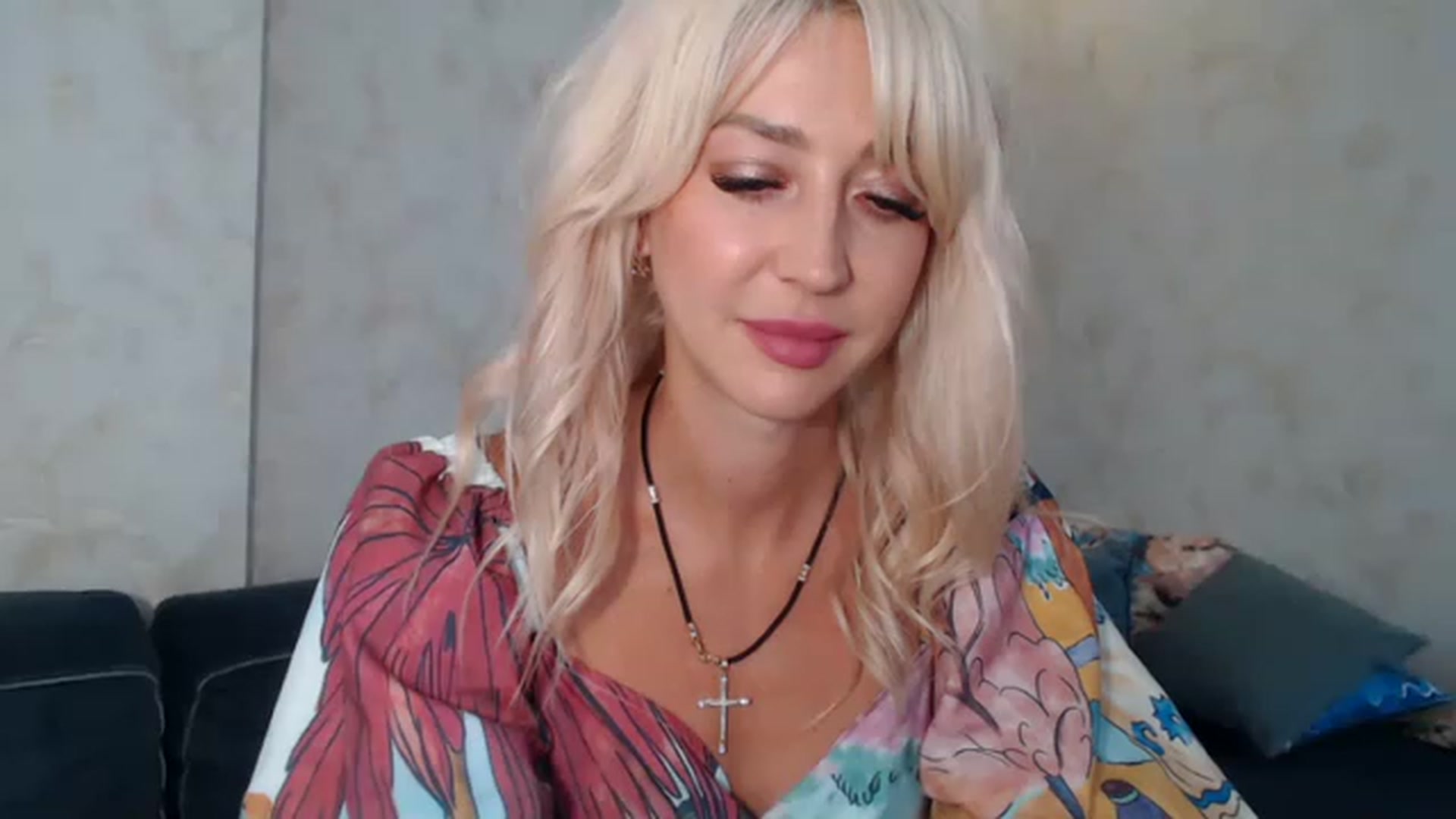 Gallery image thumbnail from Your_Eyes__'s myfreecams stream on, 07/27/2023, 11:20 image 11 of 20