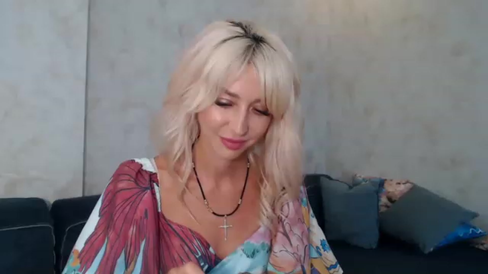 Gallery image thumbnail from Your_Eyes__'s myfreecams stream on, 07/27/2023, 11:20 image 1 of 20