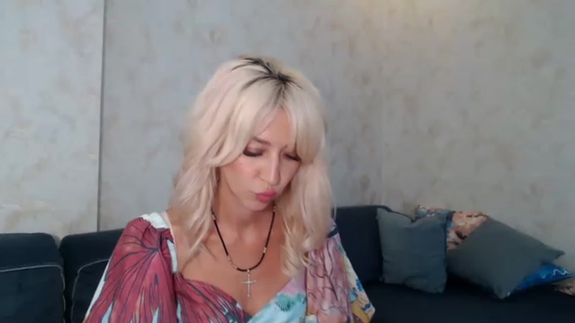 Gallery image thumbnail from Your_Eyes__'s myfreecams stream on, 07/27/2023, 11:20 image 5 of 20