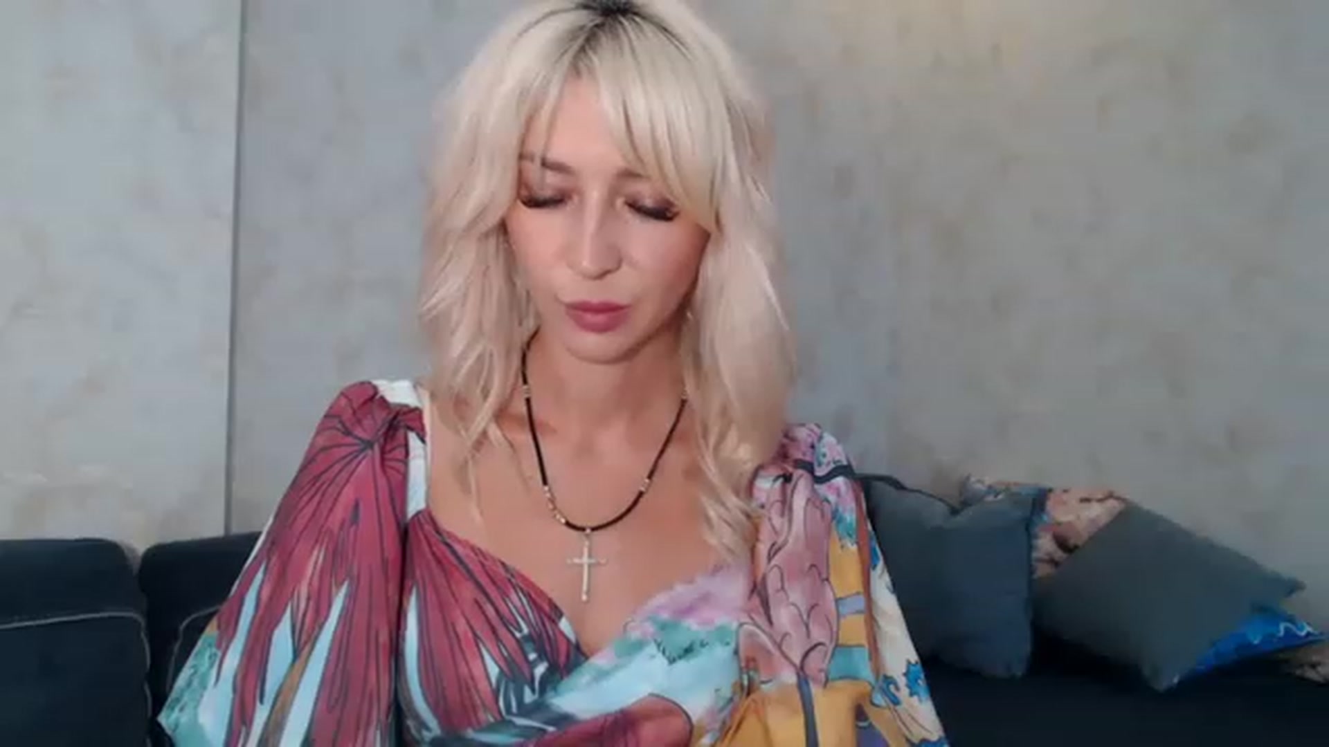 Gallery image thumbnail from Your_Eyes__'s myfreecams stream on, 07/27/2023, 11:20 image 9 of 20