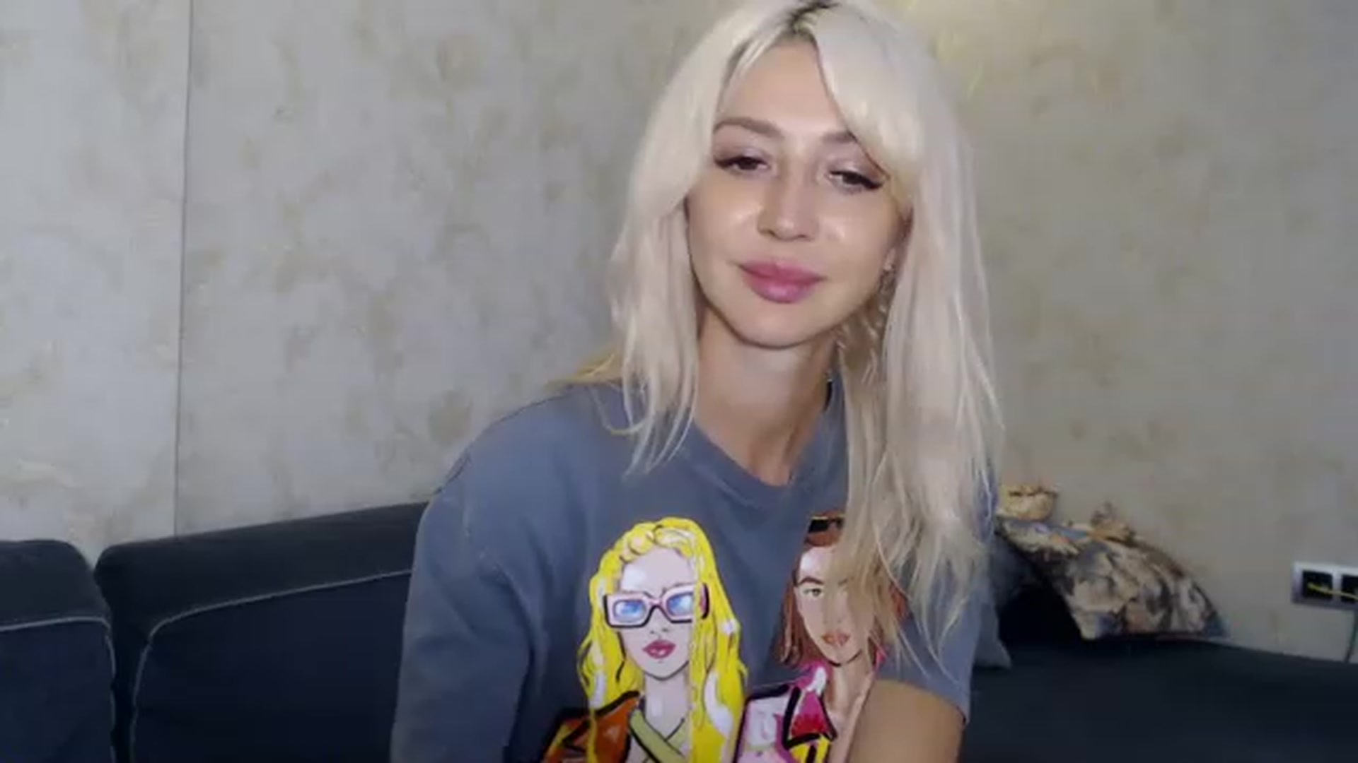 Gallery image thumbnail from Your_Eyes__'s myfreecams stream on, 07/27/2023, 19:55 image 5 of 20