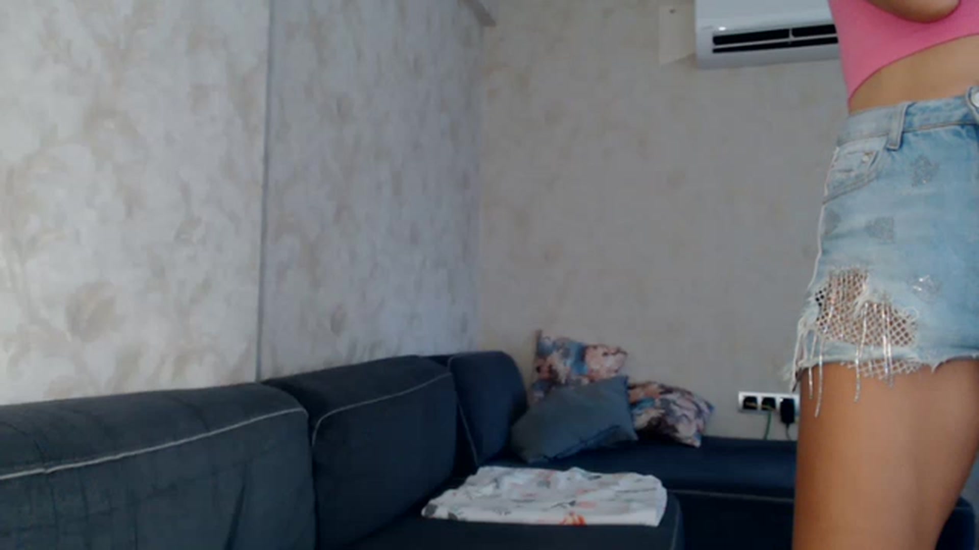 Gallery image thumbnail from Your_Eyes__'s myfreecams stream on, 07/28/2023, 15:34 image 3 of 20