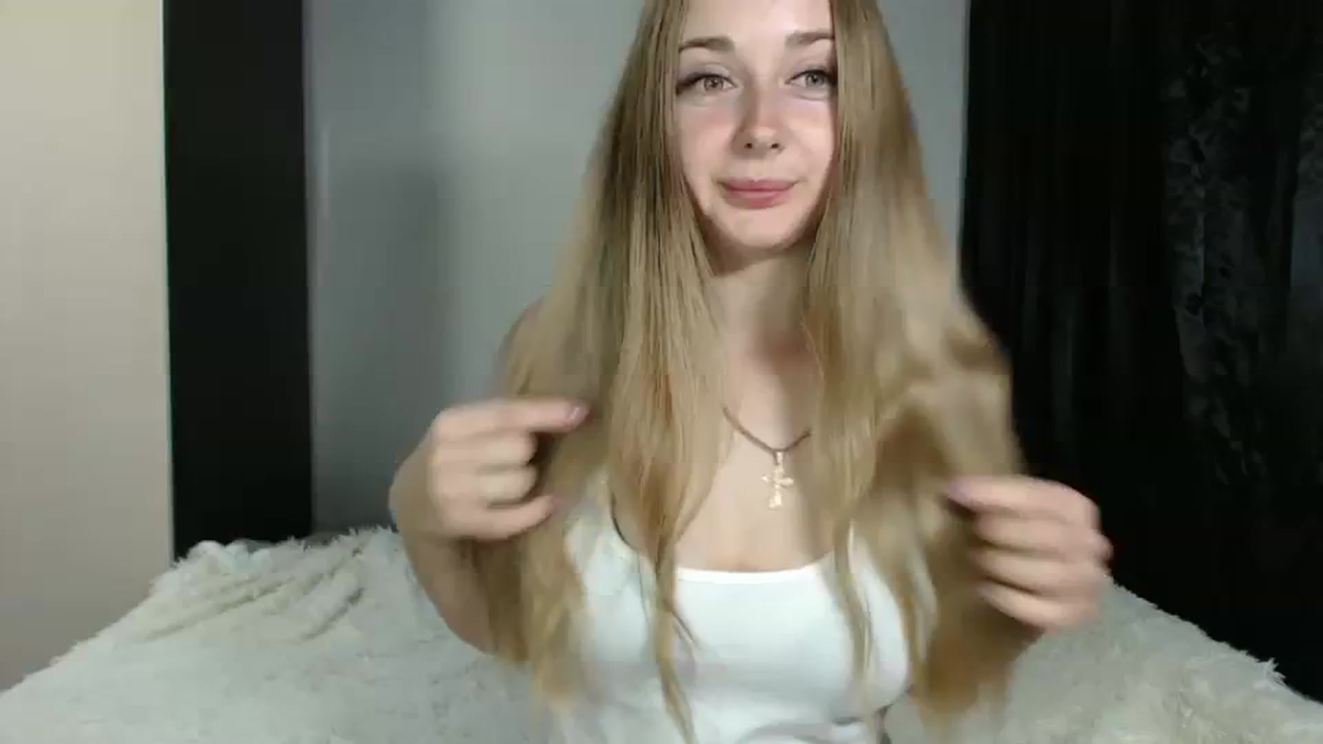 Gallery image thumbnail from Your_Hot_Lisa's myfreecams stream on, 09/27/2023, 20:29 image 7 of 20