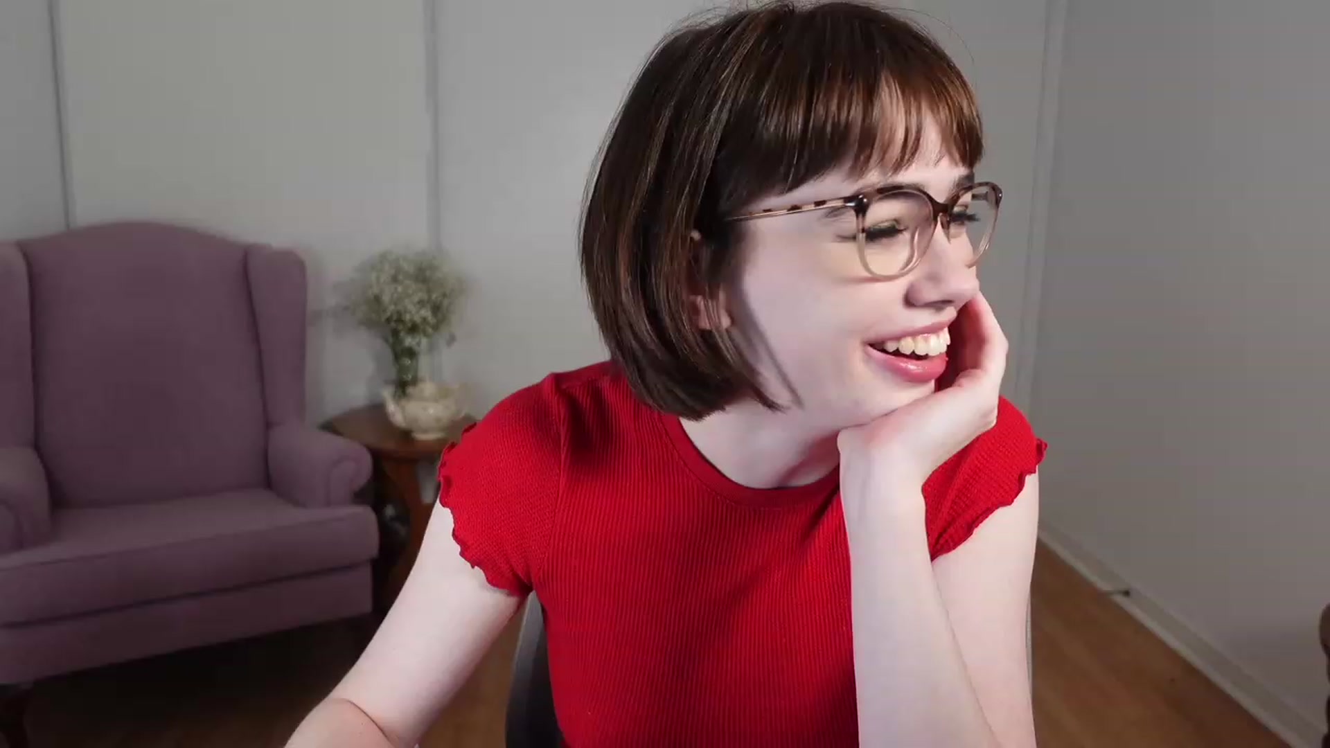 Gallery image thumbnail from Your_Natalia's myfreecams stream on, 03/29/2023, 23:57 image 10 of 20