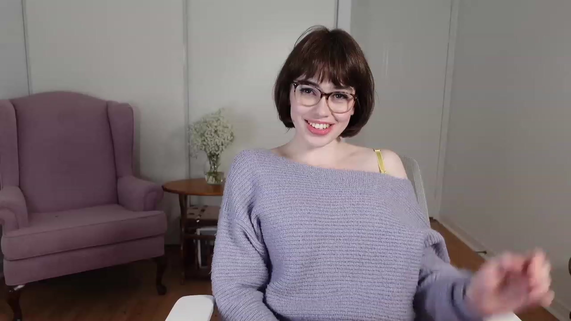 Gallery image thumbnail from Your_Natalia's myfreecams stream on, 04/06/2023, 02:55 image 17 of 20