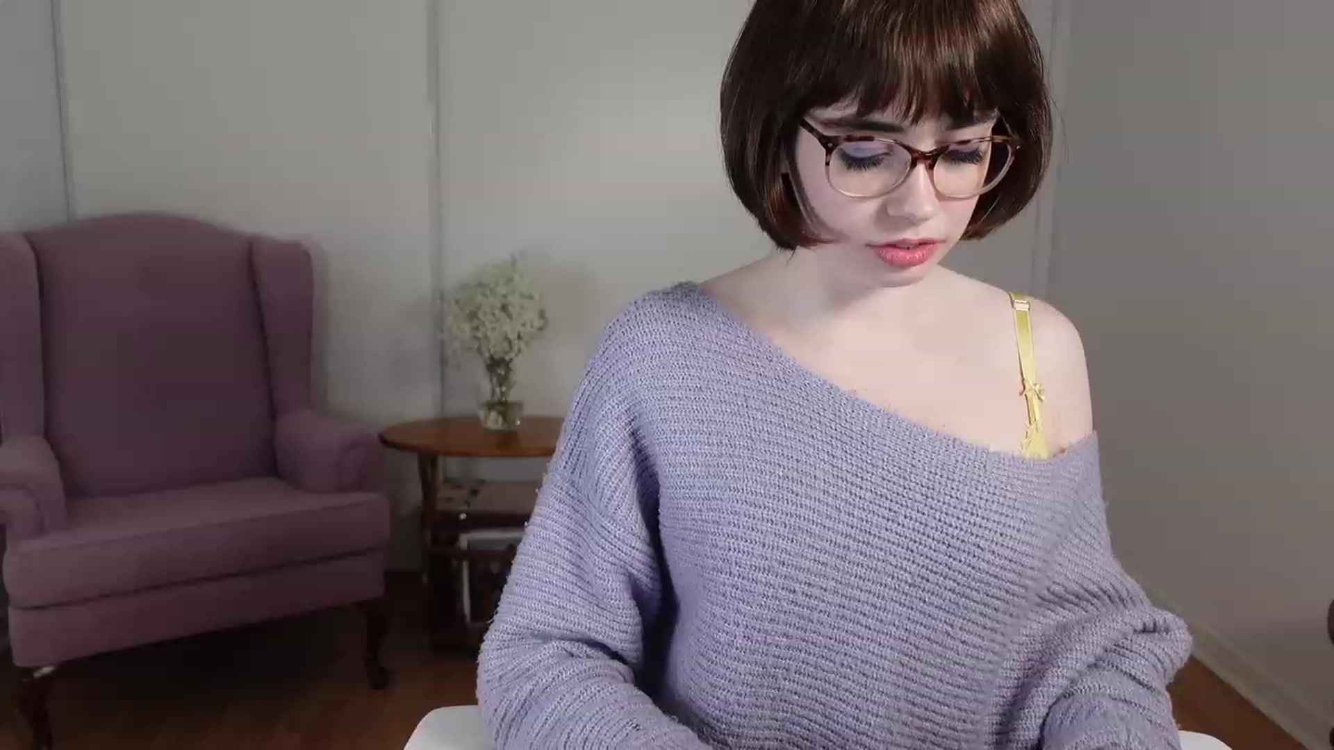 Gallery image thumbnail from Your_Natalia's myfreecams stream on, 04/06/2023, 02:55 image 15 of 20