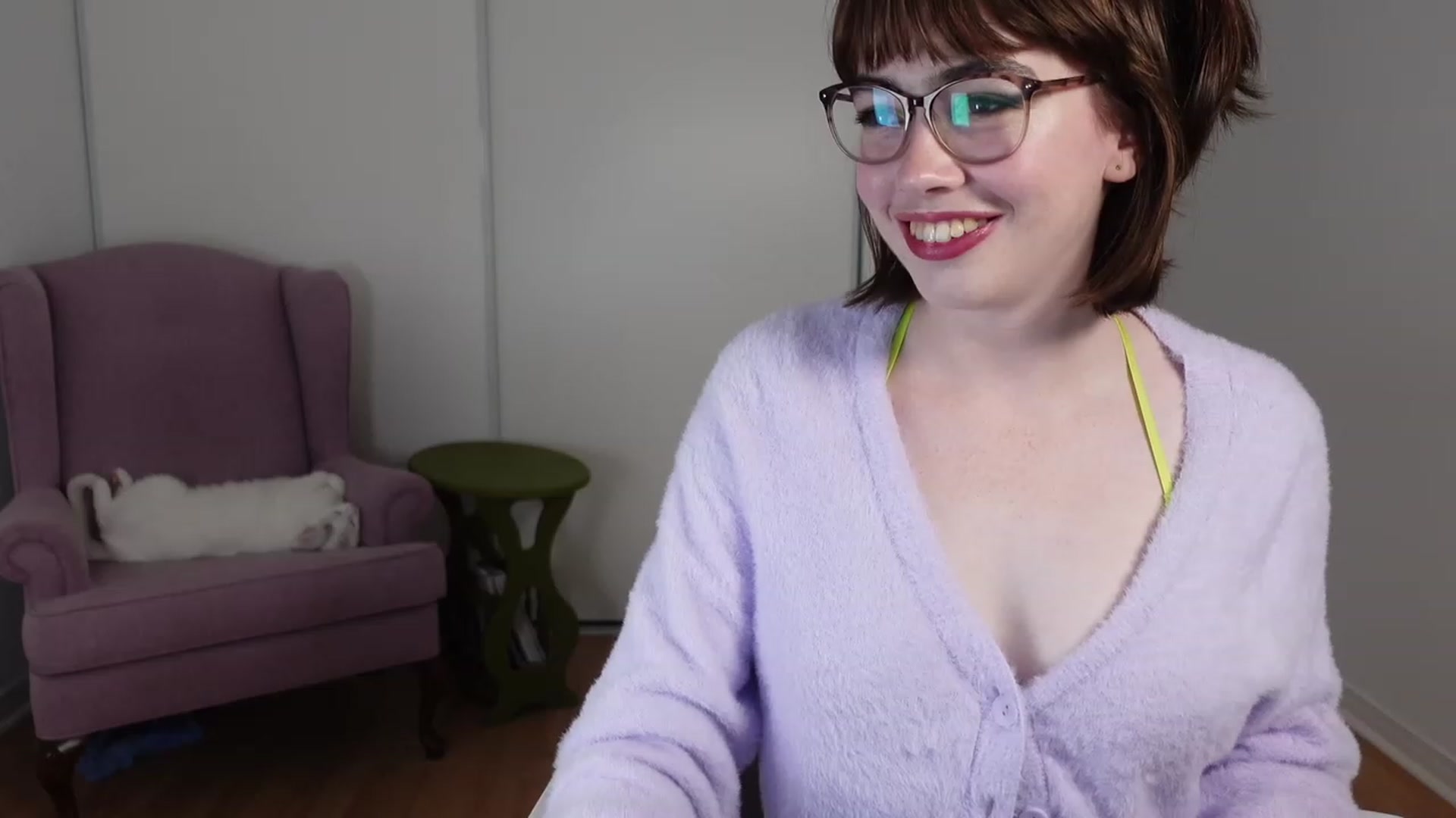 Gallery image thumbnail from Your_Natalia's myfreecams stream on, 06/04/2023, 23:35 image 19 of 20