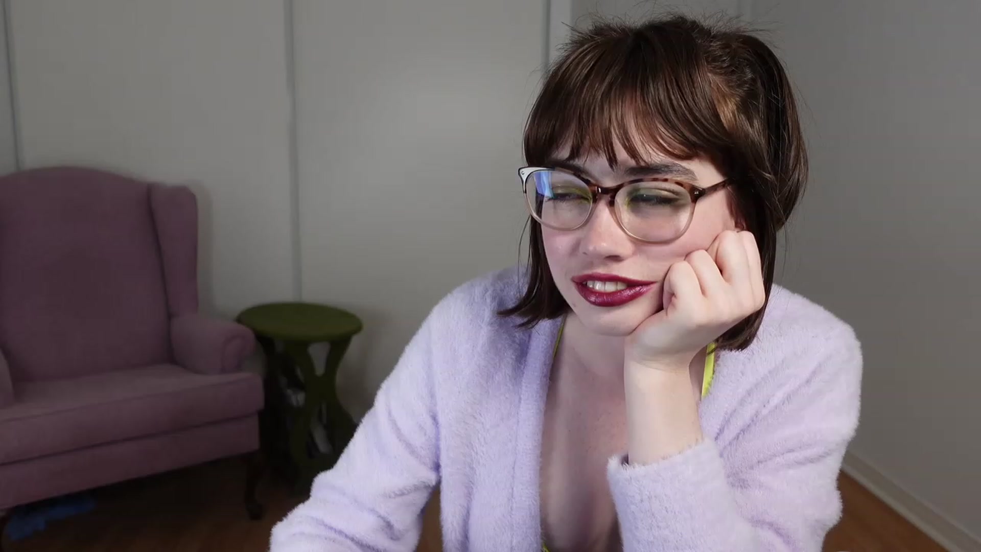 Gallery image thumbnail from Your_Natalia's myfreecams stream on, 06/05/2023, 24:55 image 19 of 20