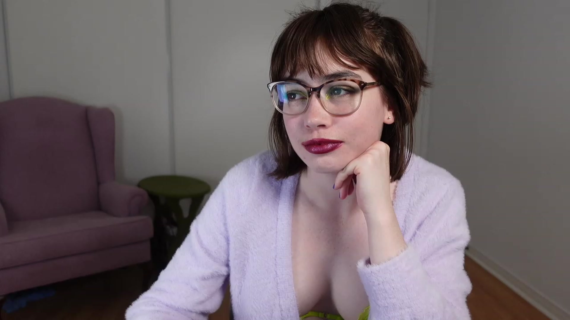 Gallery image thumbnail from Your_Natalia's myfreecams stream on, 06/05/2023, 24:55 image 9 of 20