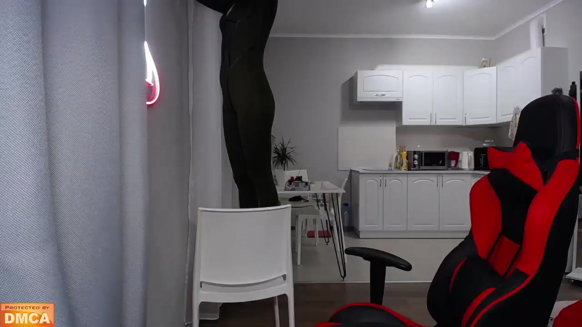 Gallery image thumbnail from Your_Red_Foxy's myfreecams stream on, 12/08/2024, 17:54 image 19 of 20